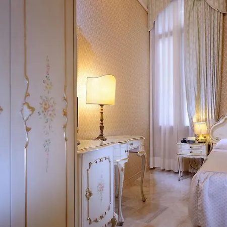 Canaletto 3*