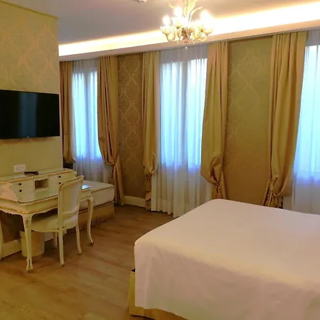 Ξενοδοχείο Canaletto 3*