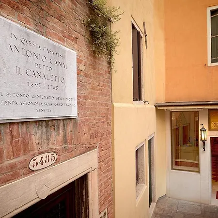 Canaletto 3*