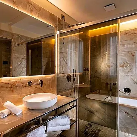Canaletto Hotel
