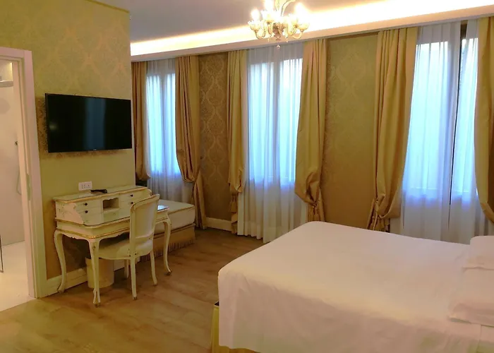 Hotel Canaletto 3*