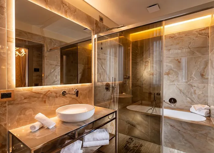 Canaletto Hotel 3*