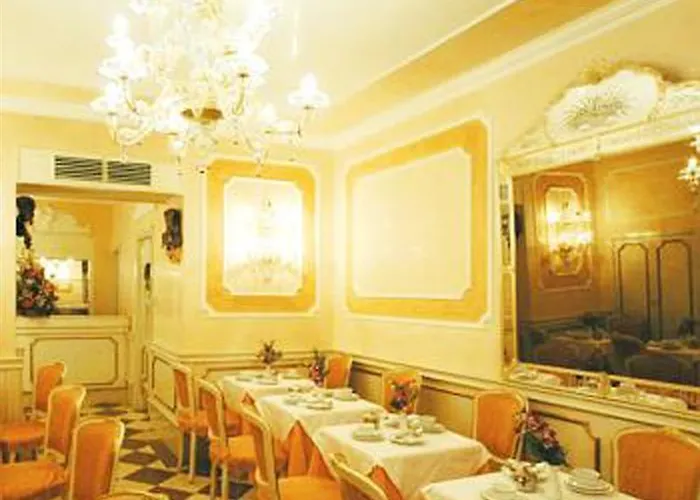 Hotel Canaletto 3*